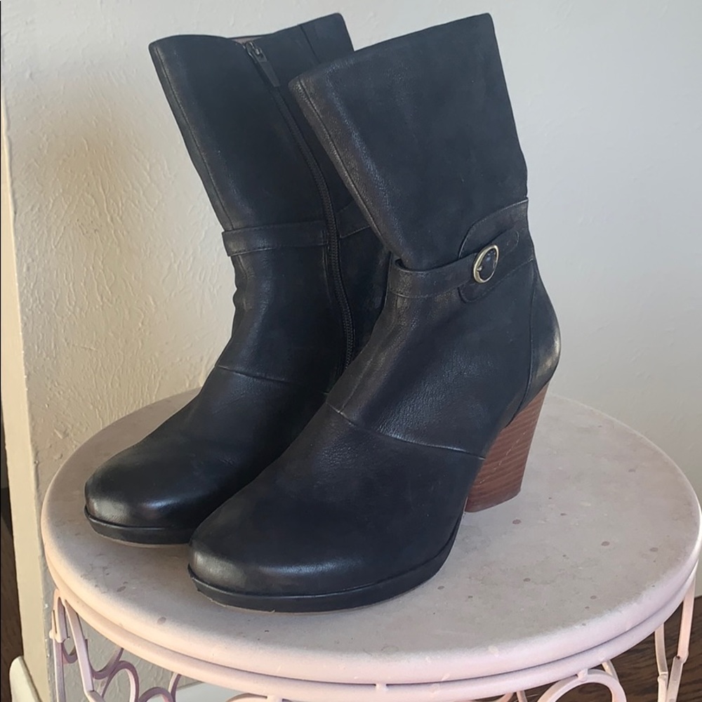 Dansko black leather boots